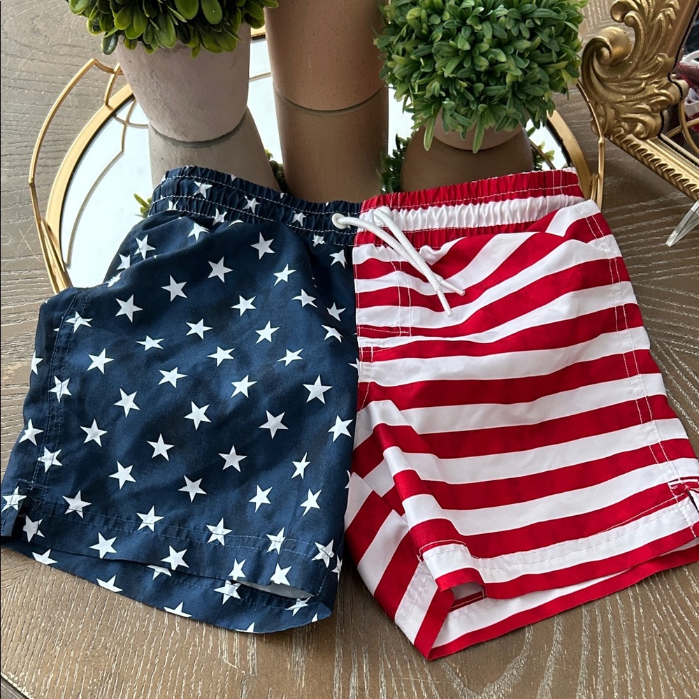 Boys Patriotic Star & Stripe American Swim Shorts Lined Trunks Medium